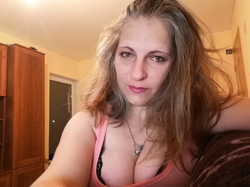 Live sex webcam photo for GEORRGYE #2766109