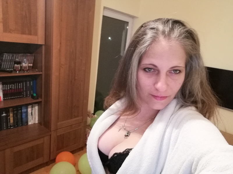 Live sex webcam photo for GEORRGYE #2766107