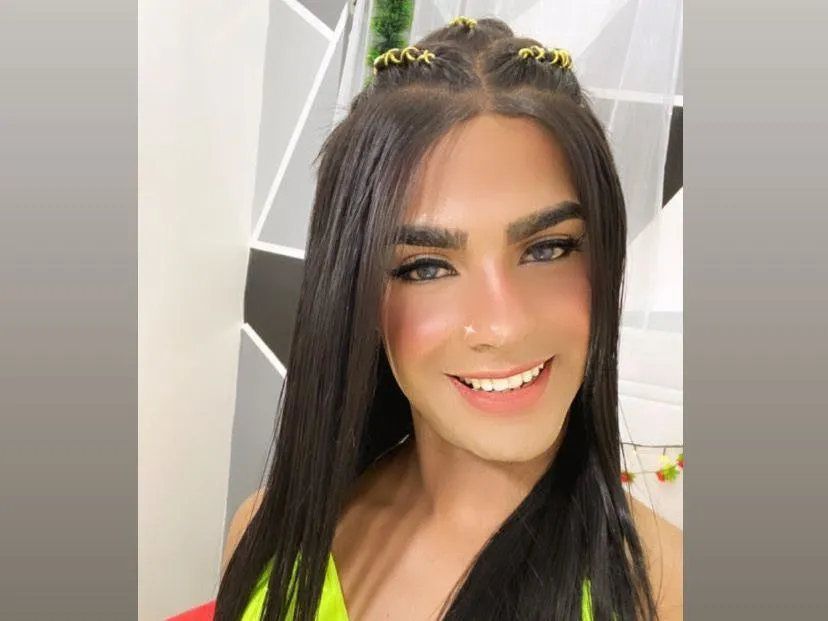 Live sex webcam photo for SaanviSmith #2690259