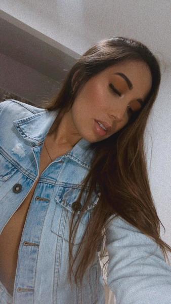 Live sex webcam photo for AntonellaRomero #2874772