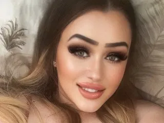 Live sex webcam photo for MollyMay95 #8125039