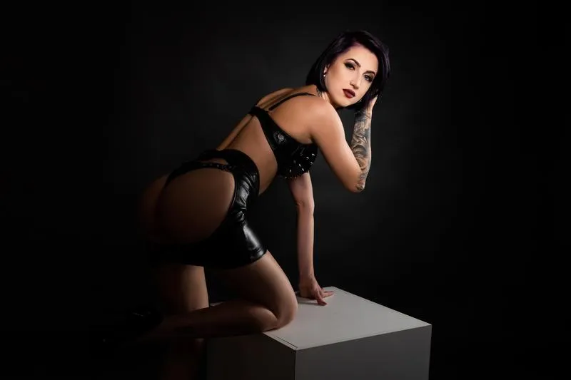 Live sex webcam photo for LexieMoons #2707537