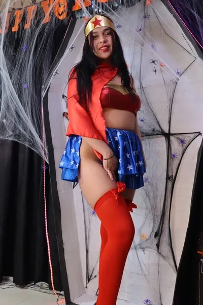 Live sex webcam photo for EmiDeep #3672498