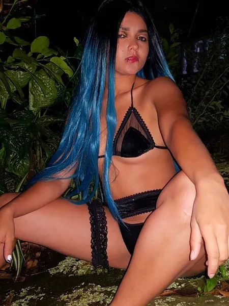 Live sex webcam photo for MaddyFoxx #3091118