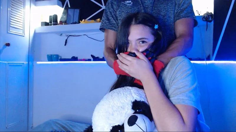 Live sex webcam photo for bonnieclydexxx69 #3119569