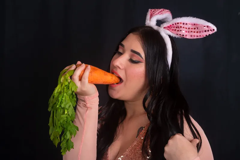 Live sex webcam photo for QUEENGLOVER #3157160