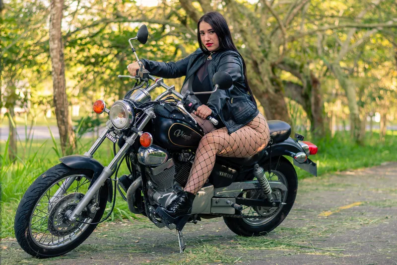 Live sex webcam photo for QUEENGLOVER #3415496