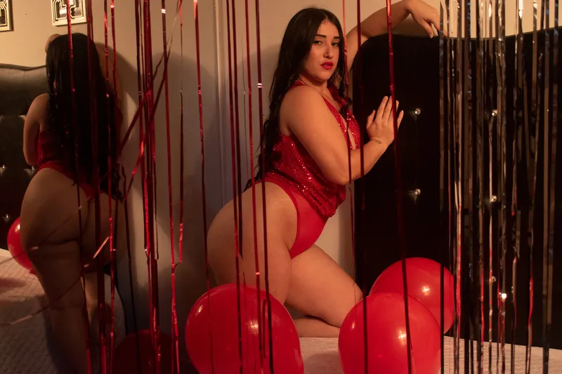 Live sex webcam photo for QUEENGLOVER #3522089