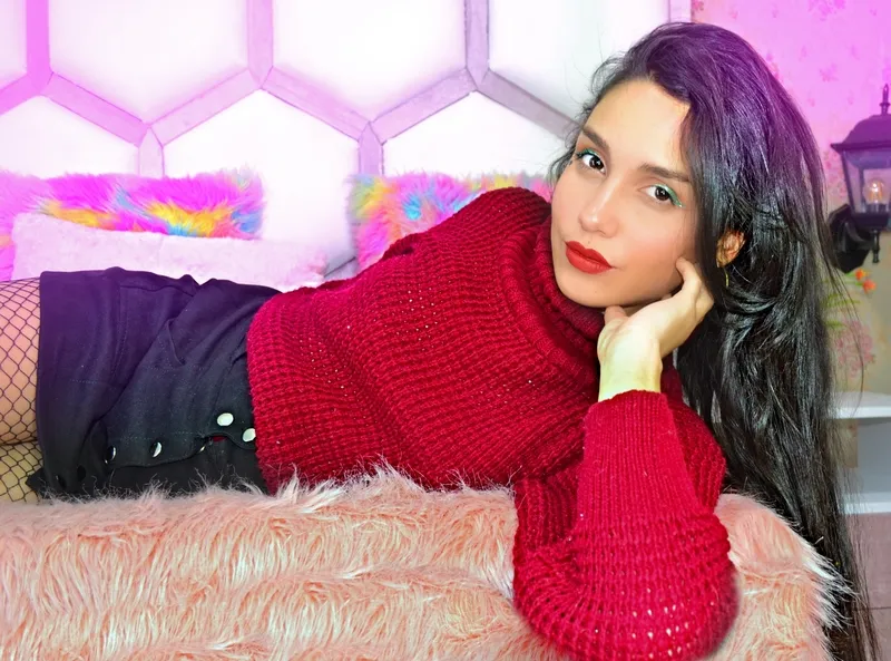 Live sex webcam photo for PerlaWatson #3292035