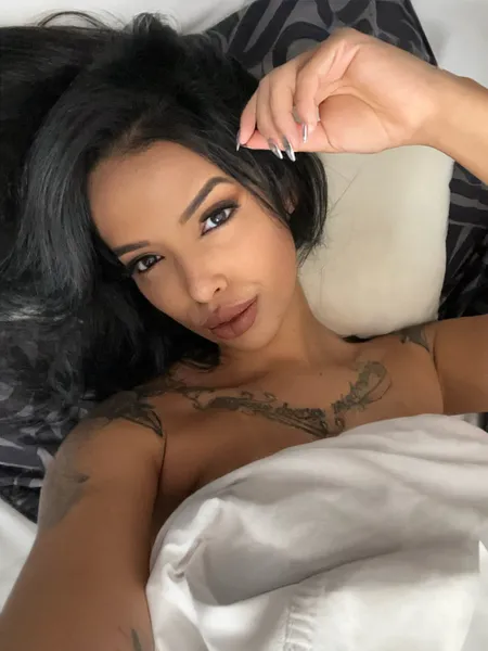 Live sex webcam photo for Gleiz34DD #6084890