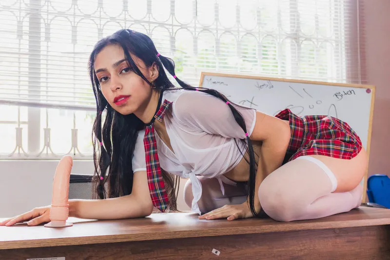 Live sex webcam photo for lilylouisee #3217528