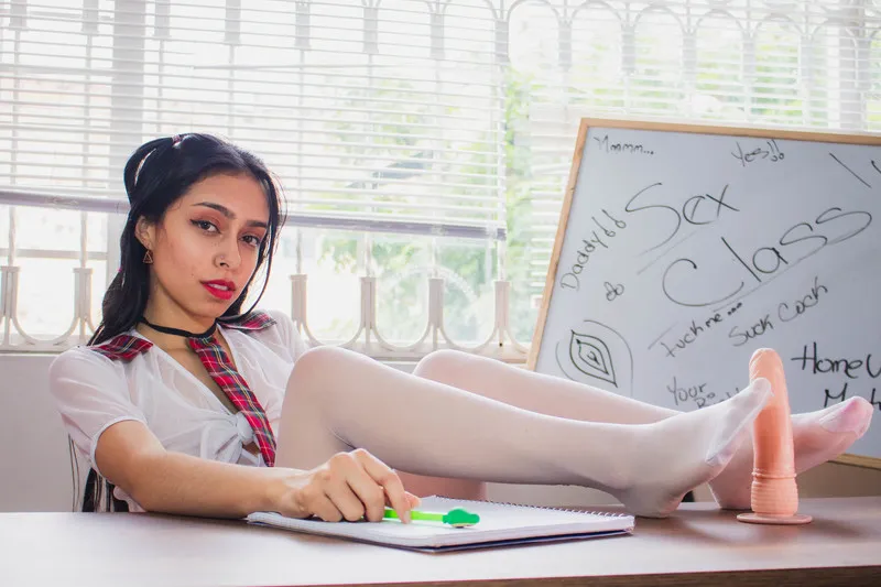 Live sex webcam photo for lilylouisee #3217523