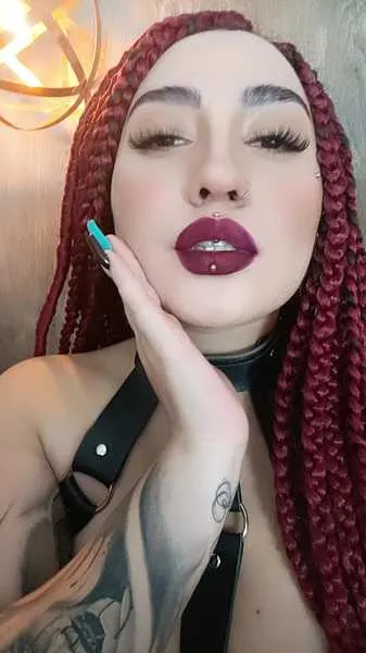 Live sex webcam photo for CloeeBeckam #2908271