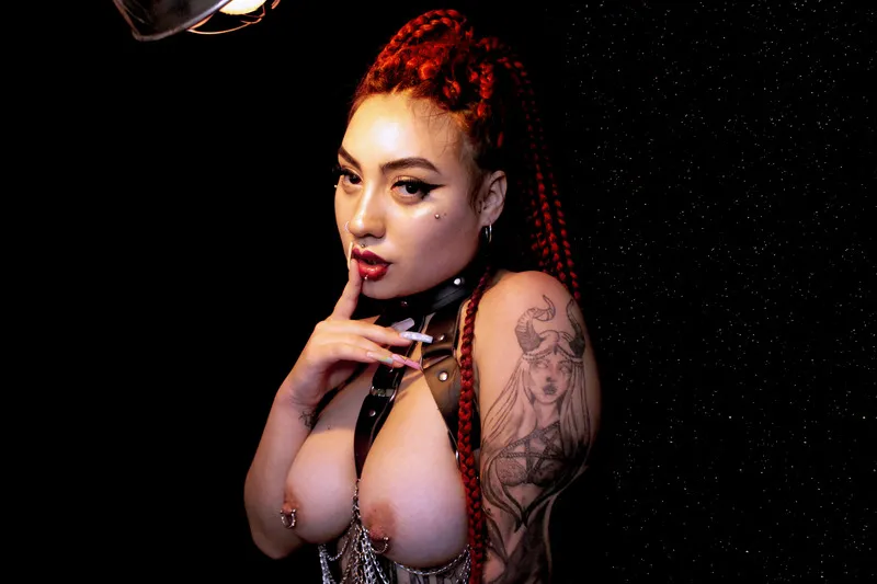 Live sex webcam photo for CloeeBeckam #2925738