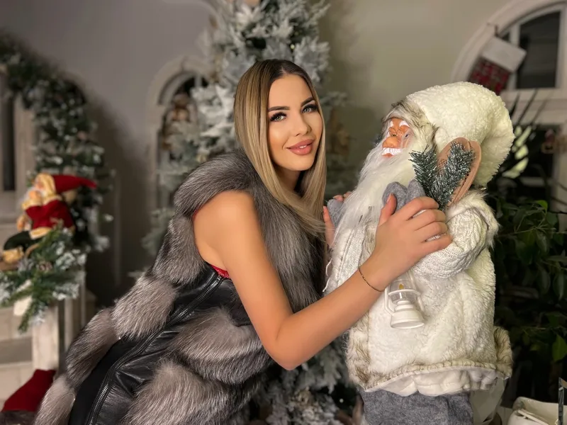 Live sex webcam photo for ZafiraRiley #3773476