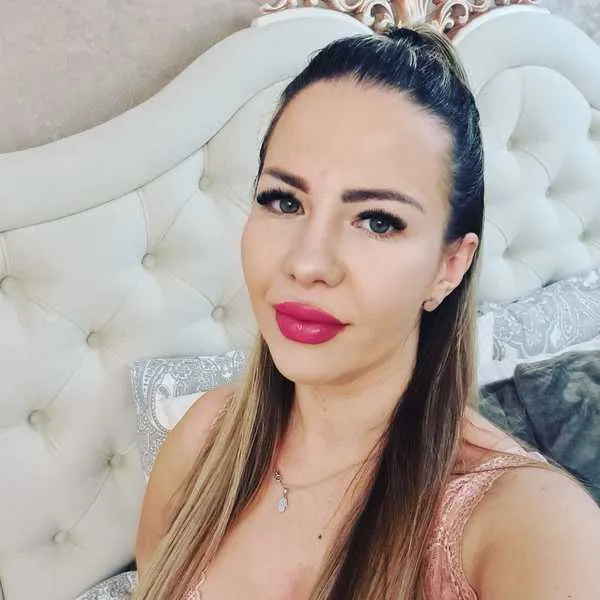 Live sex webcam photo for ZafiraRiley #2755864