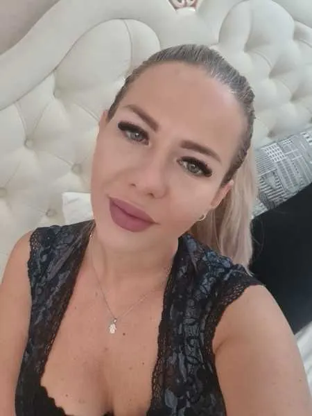 Live sex webcam photo for ZafiraRiley #2755871