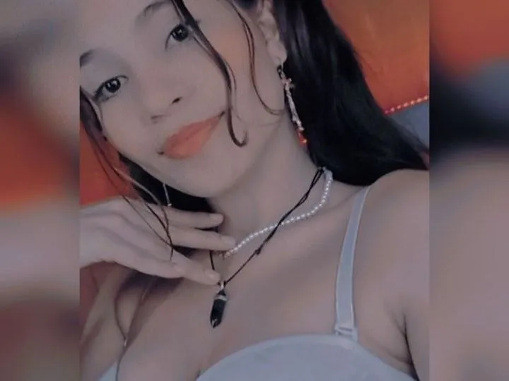 Live sex webcam photo for StefaniaMilan #3902055