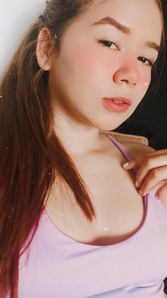 Live sex webcam photo for YelenaRoses18 #3311433