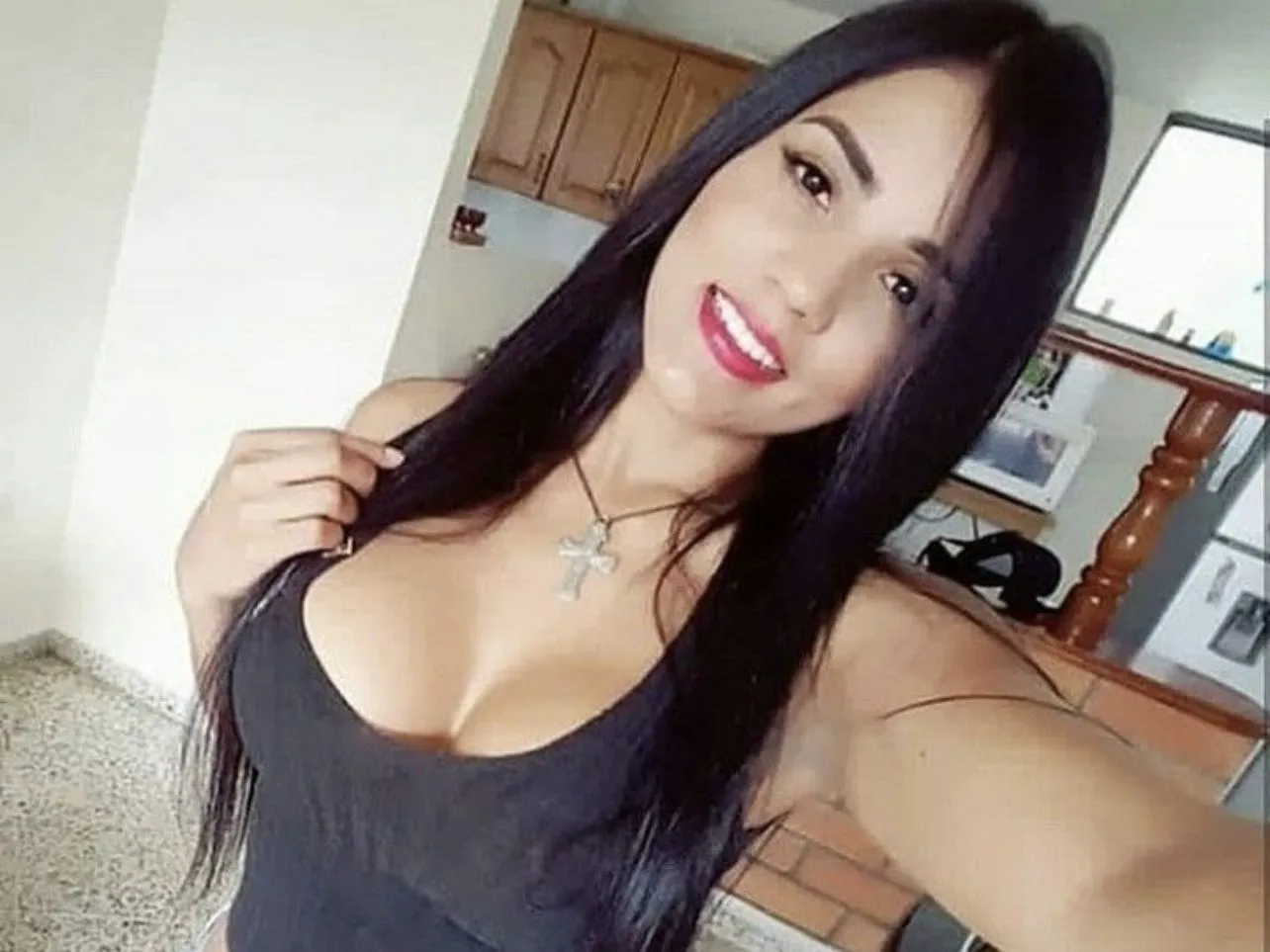 Live sex webcam photo for XMeganHumide19 #4223457