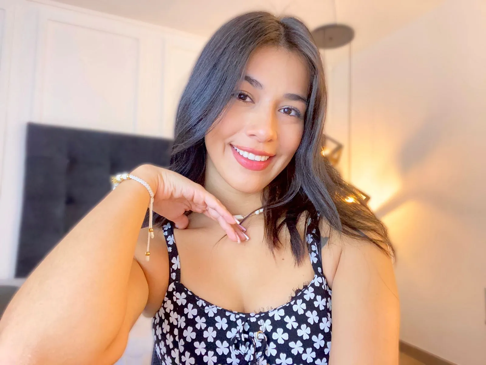 Live sex webcam photo for ElizabethAllen #3333966