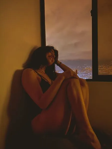 Live sex webcam photo for ElizabethAllen #2818034