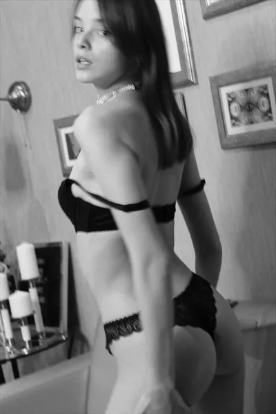 Live sex webcam photo for VivienStar #2798695