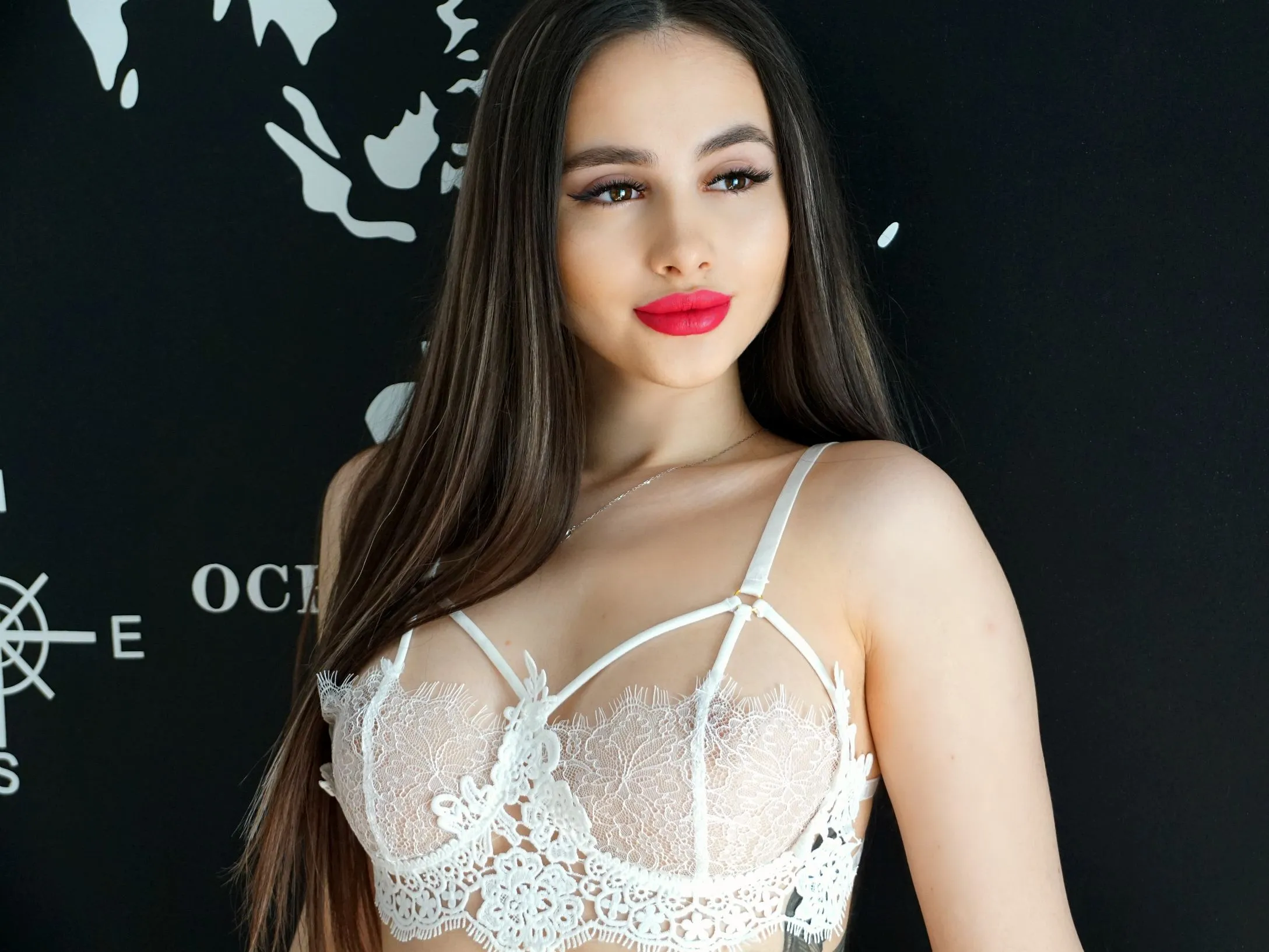 Live sex webcam photo for XxAlanaKristallxX #3046477