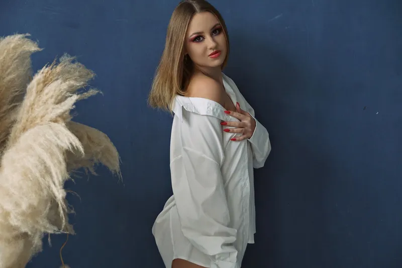 Live sex webcam photo for XTalisaSilverX #2905252