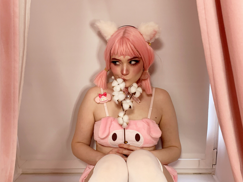 Live sex webcam photo for UrHotDreams #3199445