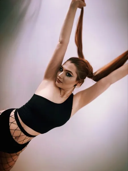 Live sex webcam photo for UrHotDreams #2811127