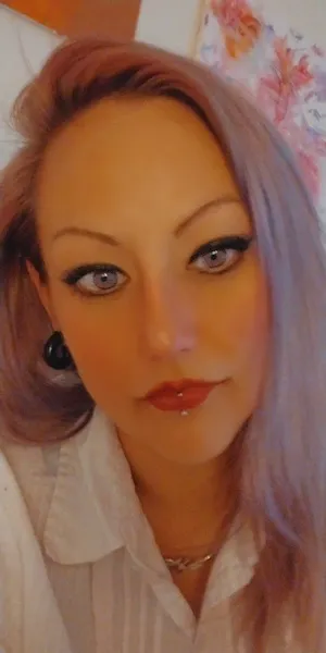 Live sex webcam photo for AliceHavoc #3202808