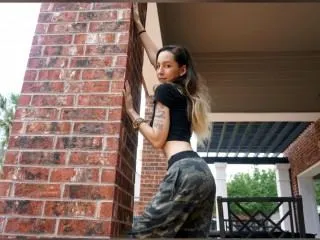 Live sex webcam photo for MayaMones #6602081