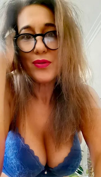 Live sex webcam photo for CarlyVixen #5852843