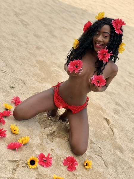 Live sex webcam photo for HayleyLaurent #6013872