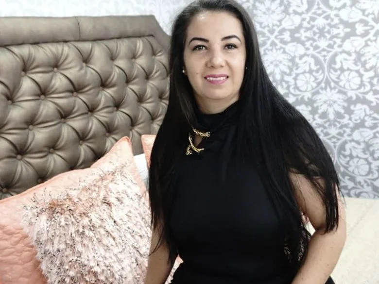 Live sex webcam photo for MysteryMommy #3109028