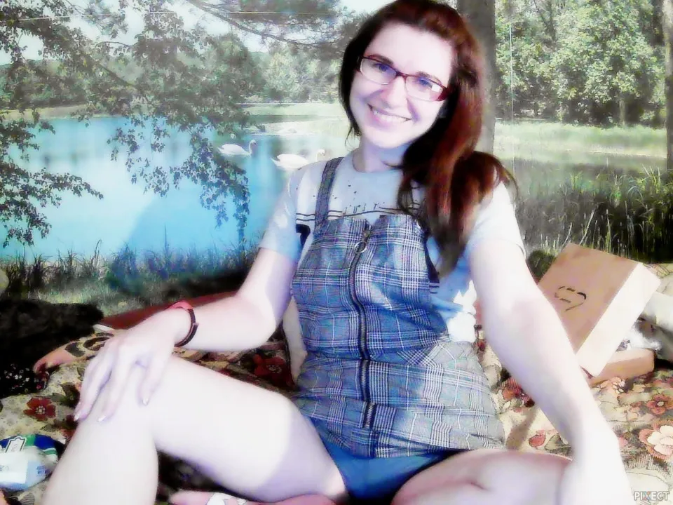 Live sex webcam photo for AlissonShy #7414940