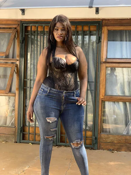 Live sex webcam photo for Bigknockers40ddd #3477343