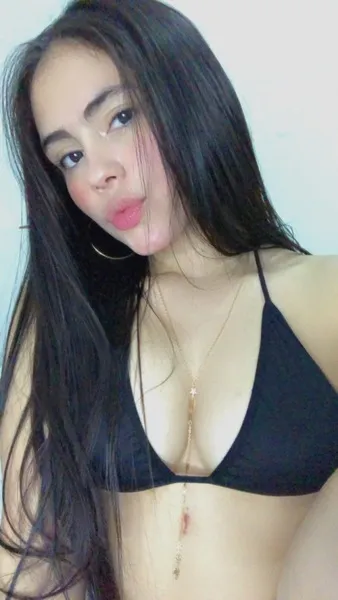 Live sex webcam photo for NinaAlcazar #3258634
