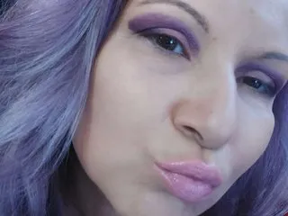 Live sex webcam photo for LisaOnlyLover #7088398