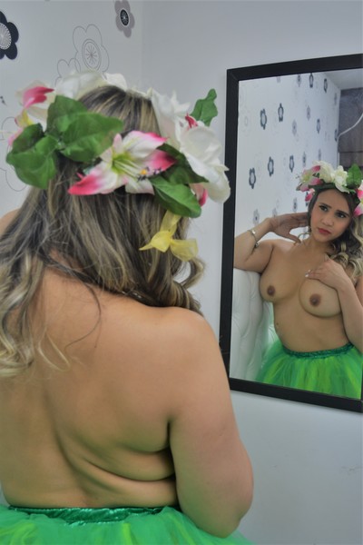 Live sex webcam photo for taniabhad #3150418