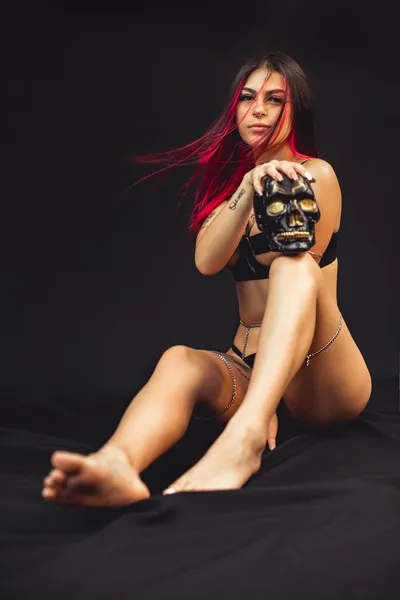 Live sex webcam photo for AllyBaker #2874034