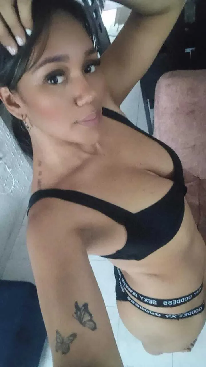 Live sex webcam photo for sophimilf #8413027
