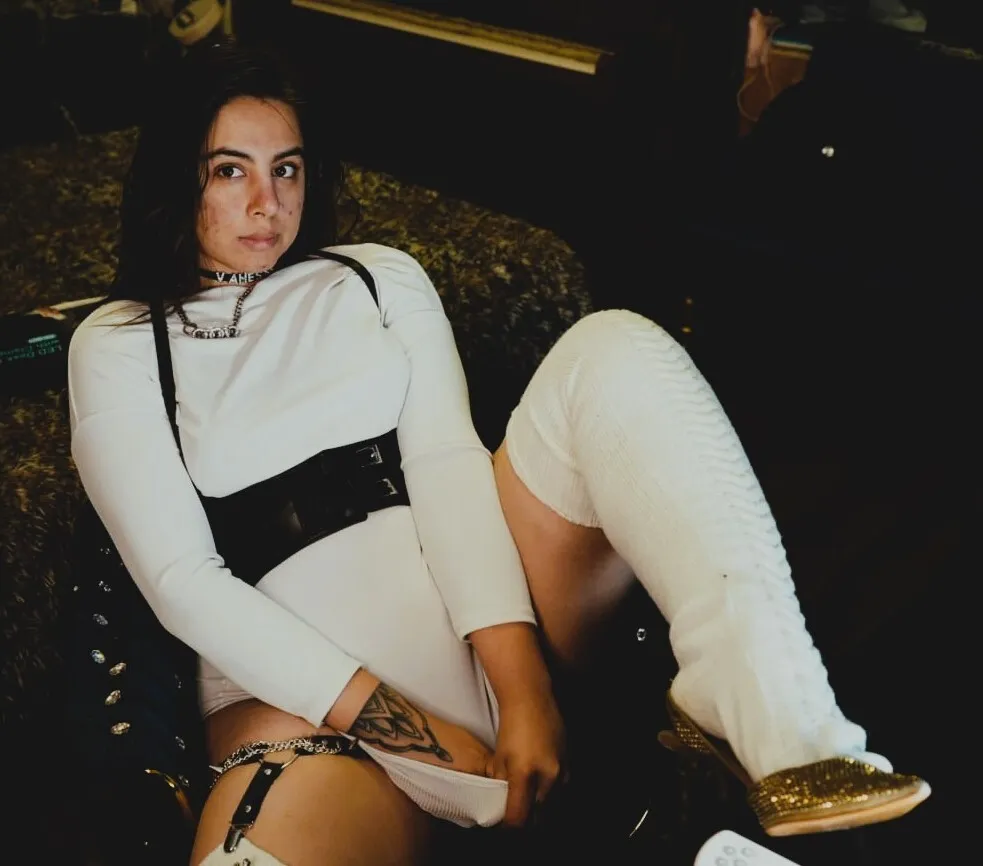 Live sex webcam photo for vanessabellafessa #7952301