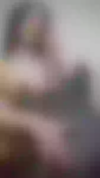 Live sex webcam photo for PeachJuicy #2865329