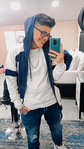 Live sex webcam photo for NoahRobeert #3440096