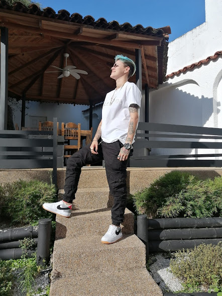 Live sex webcam photo for NoahRobeert #3216281