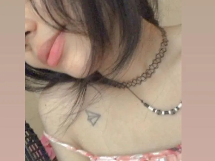 Live sex webcam photo for cielbabyhot #3193321