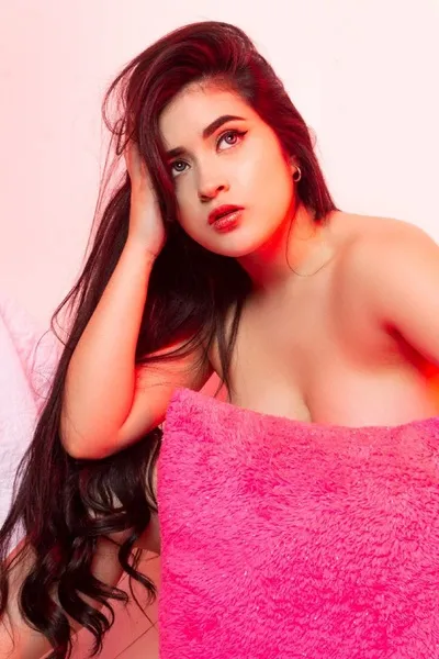 Live sex webcam photo for AnnieCollin #2766409