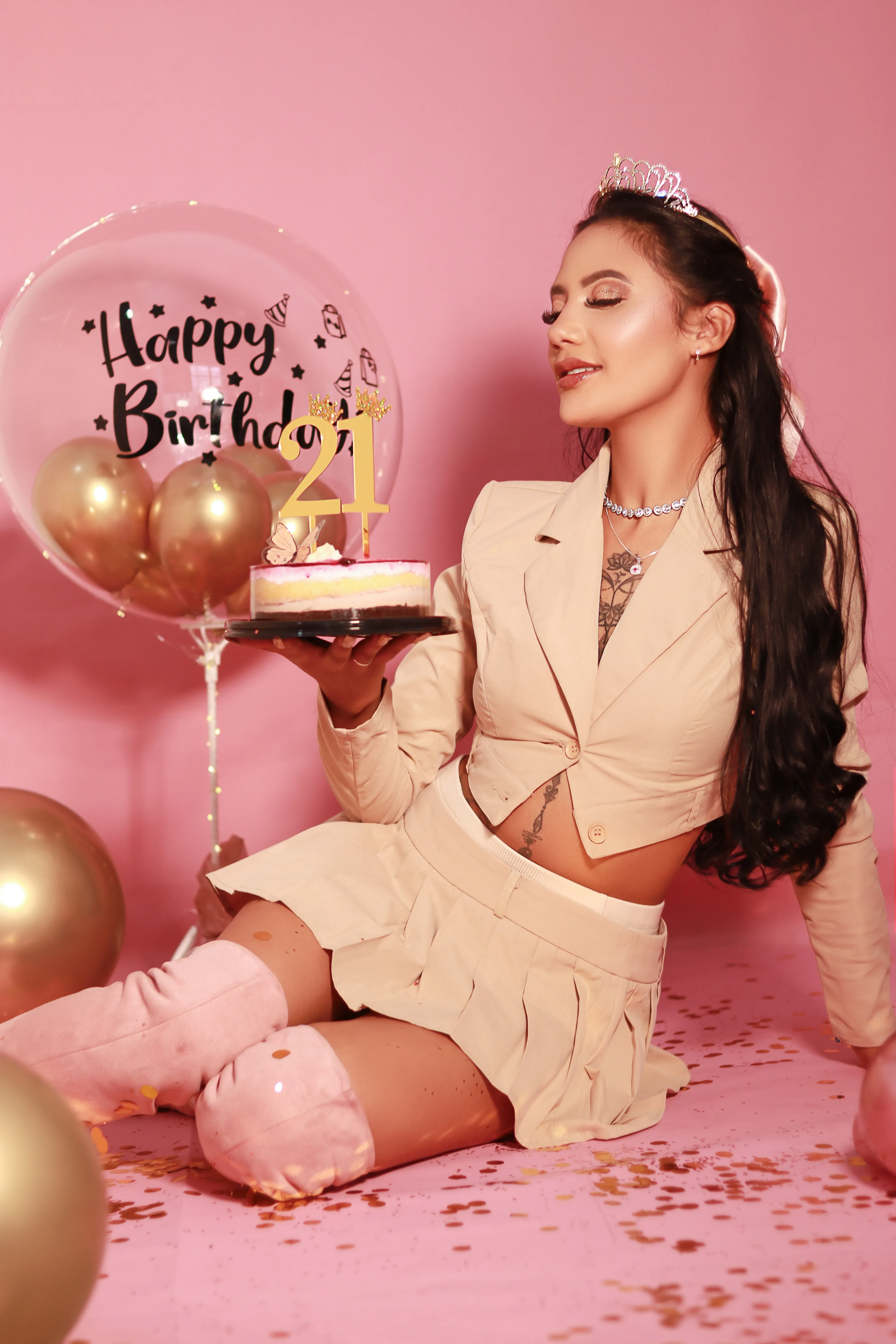 Live sex webcam photo for ElizabethRamirez #7390384